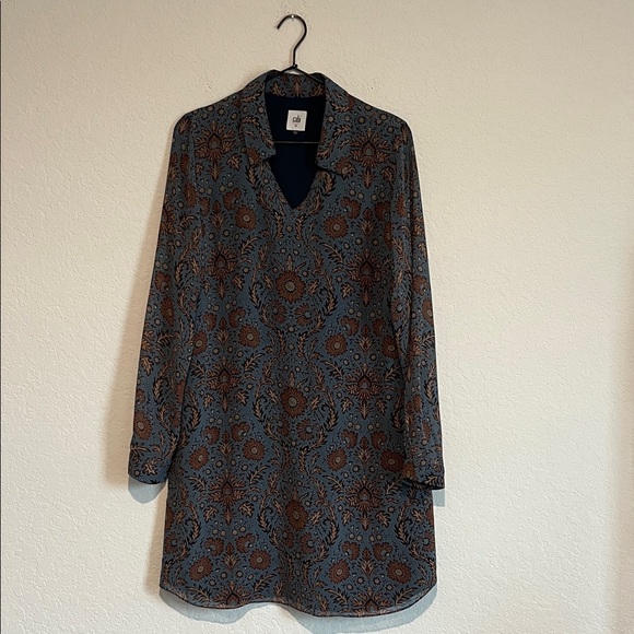 CAbi Dresses & Skirts - CAbi Long Sleeve Printed Collared Dress